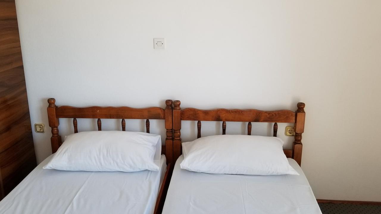 Guesthouse Kodre Ούλτσιν Εξωτερικό φωτογραφία